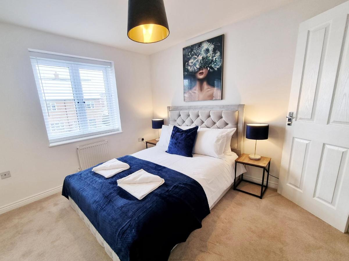 Modern & Spacious 3 Bedrooms And 2 Bathrooms Home, Free Parking! Кембридж Экстерьер фото